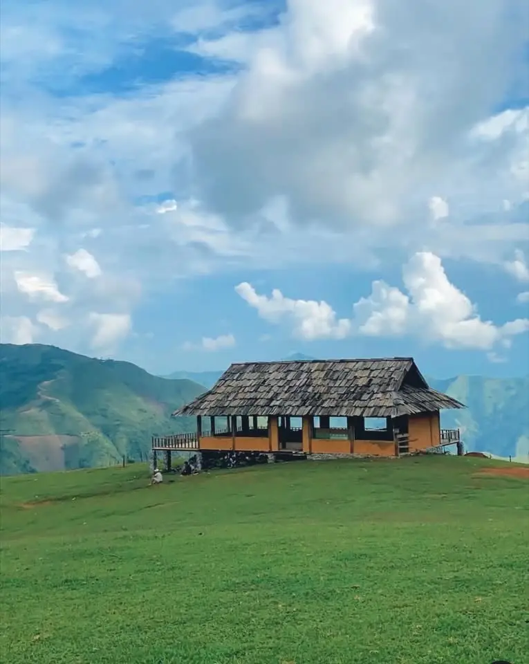 Hiên Nhà trên Thảo Nguyên – ảnh 1