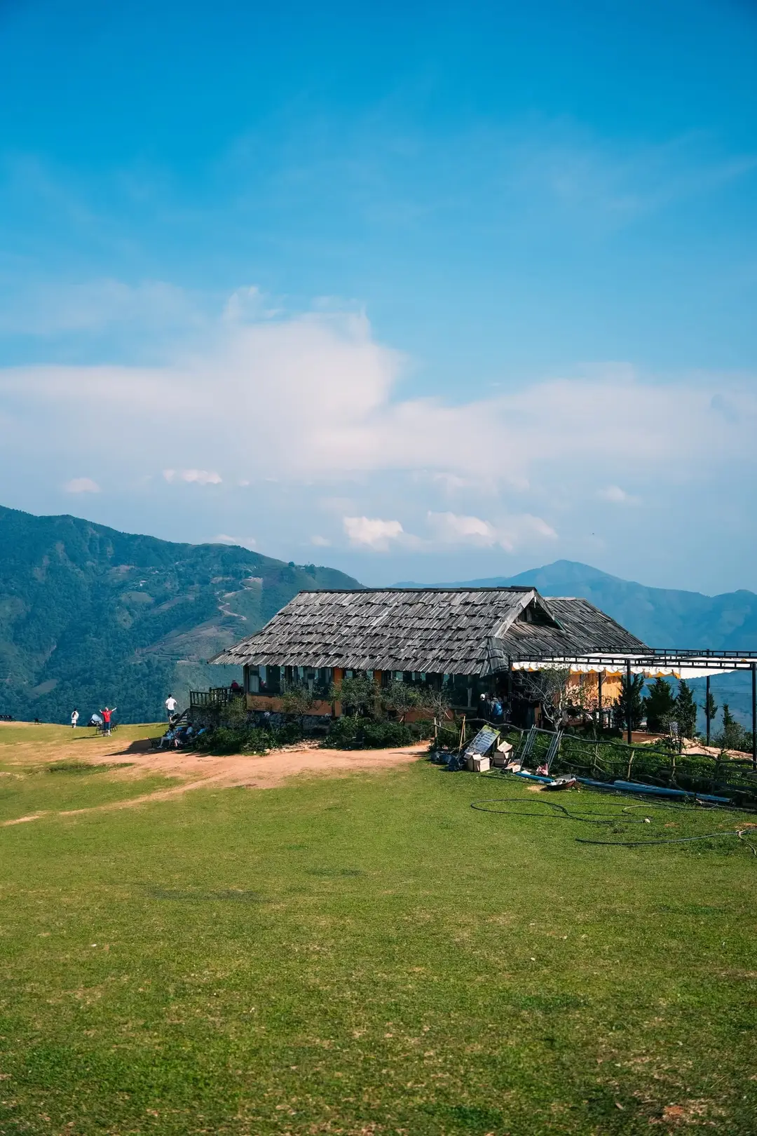 Sơn Bùi