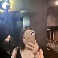 Hoàng Uyên