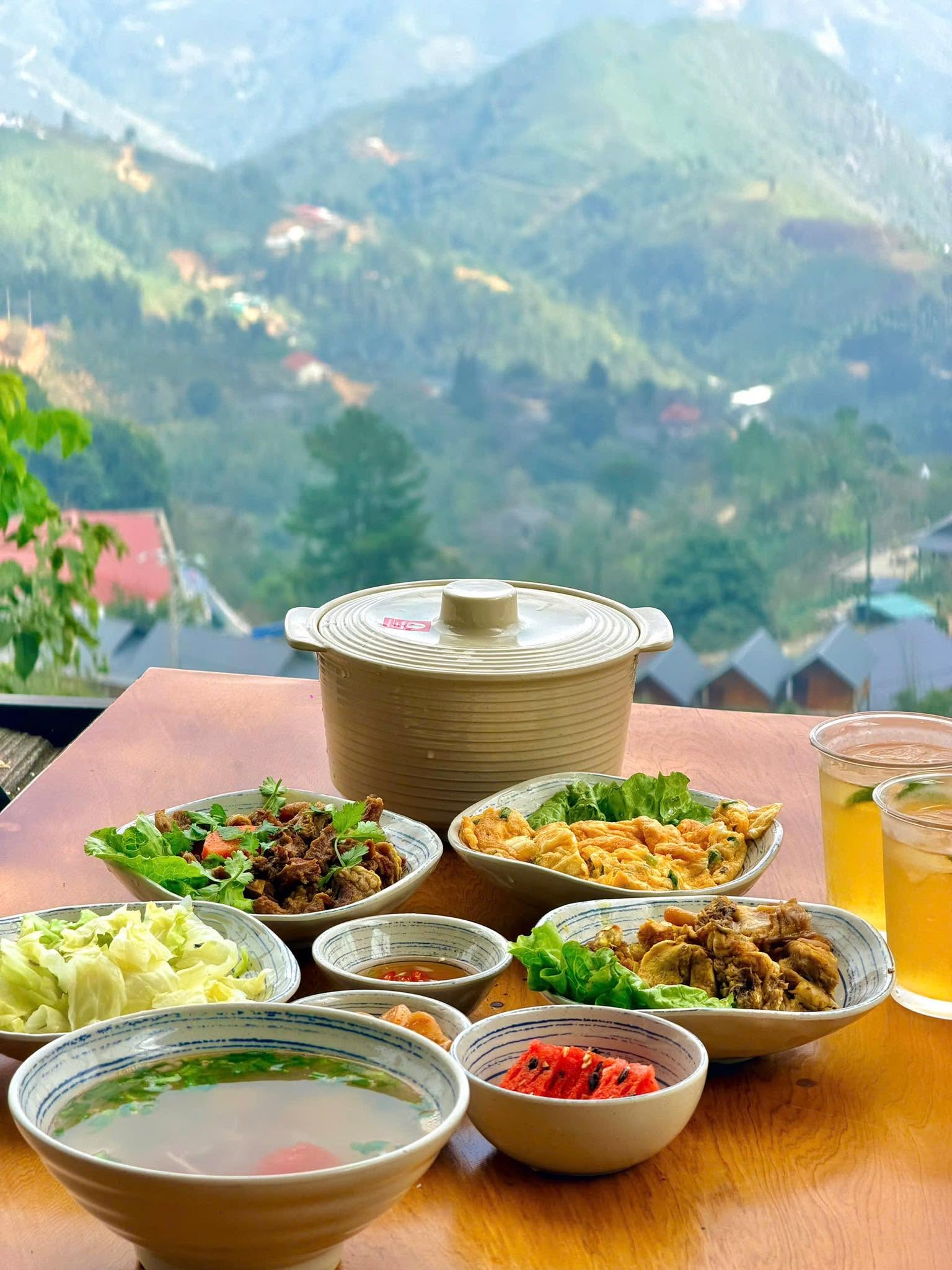 Bếp ăn Xuân Thì Tà Xùa 2