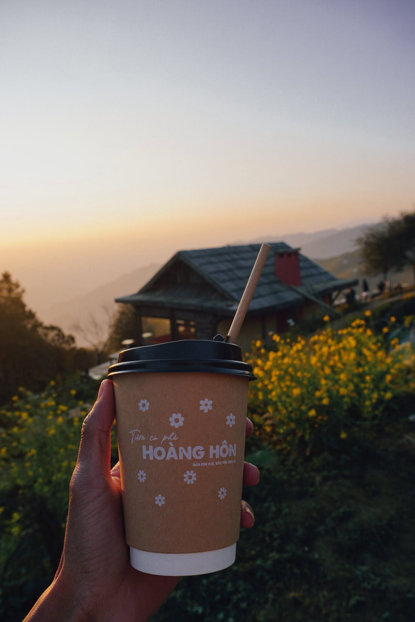 Tiệm Cà Phê Hoàng Hôn 9