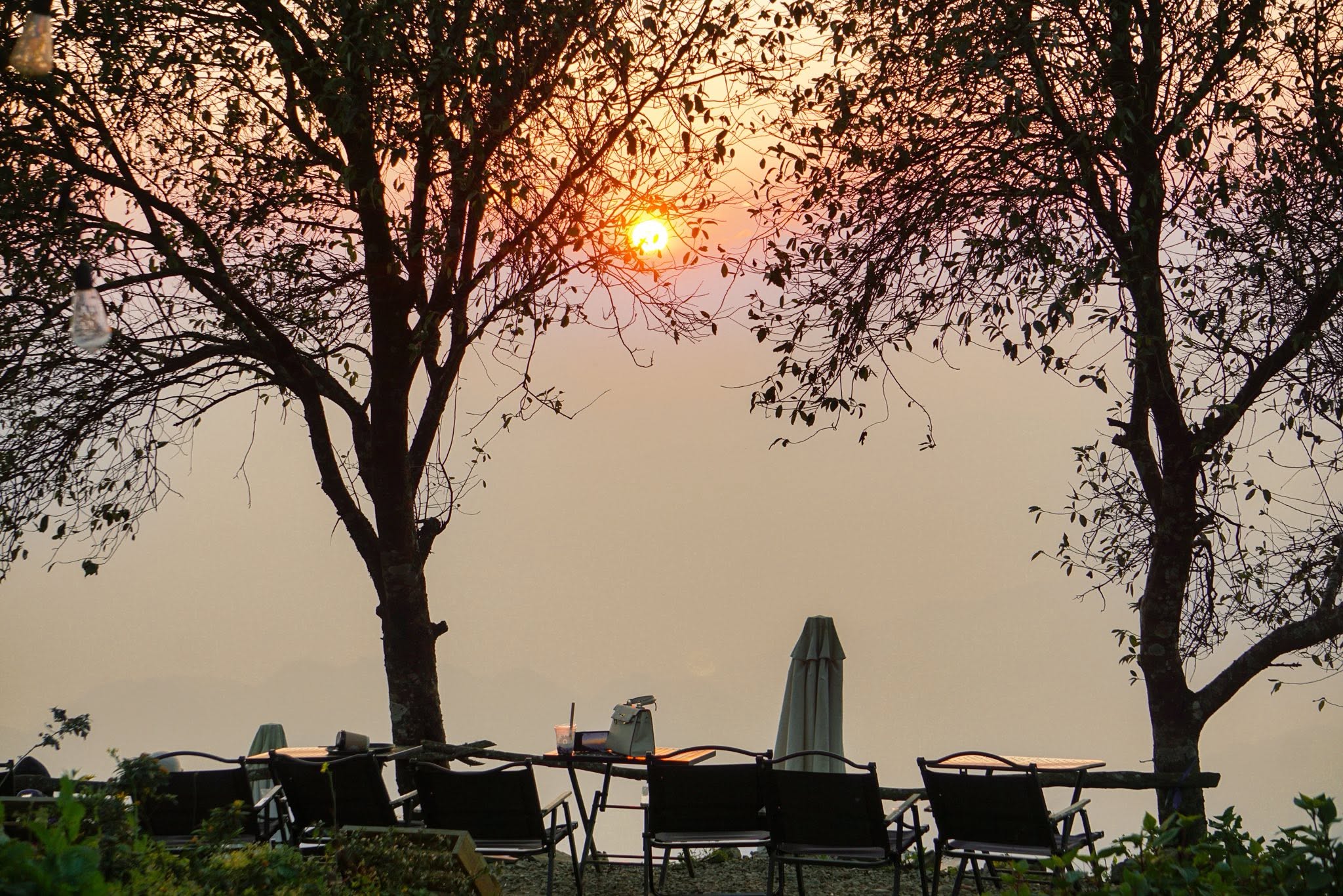 Tiệm Cà Phê Hoàng Hôn 10