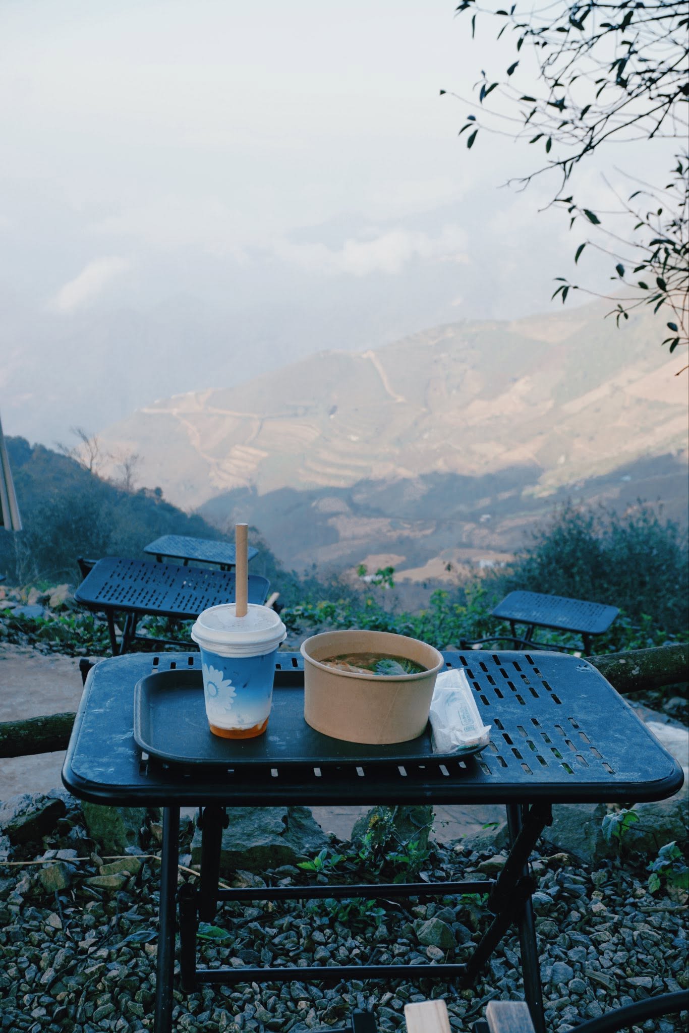 Tiệm Cà Phê Hoàng Hôn 14