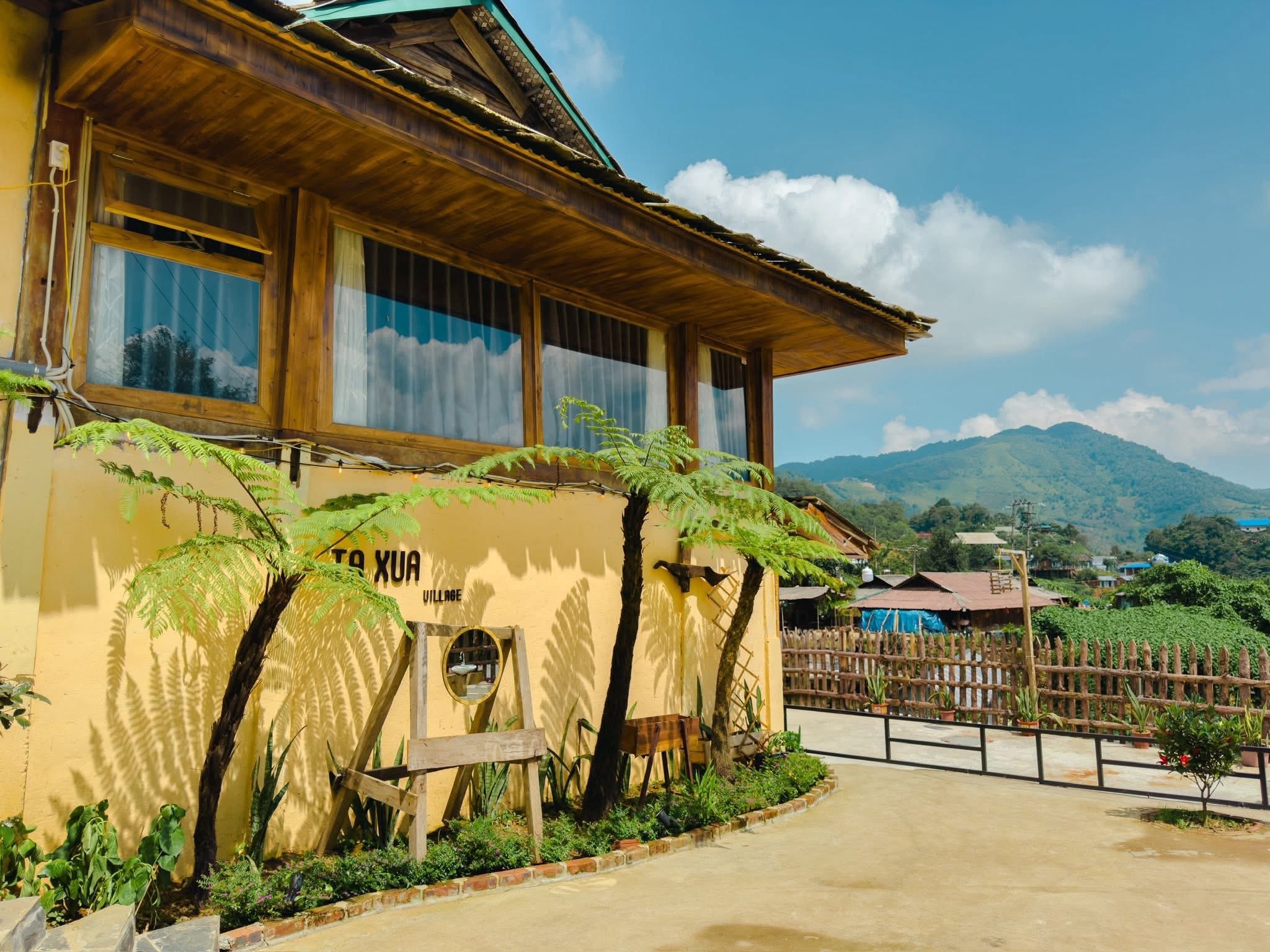 Tà Xùa Village 8