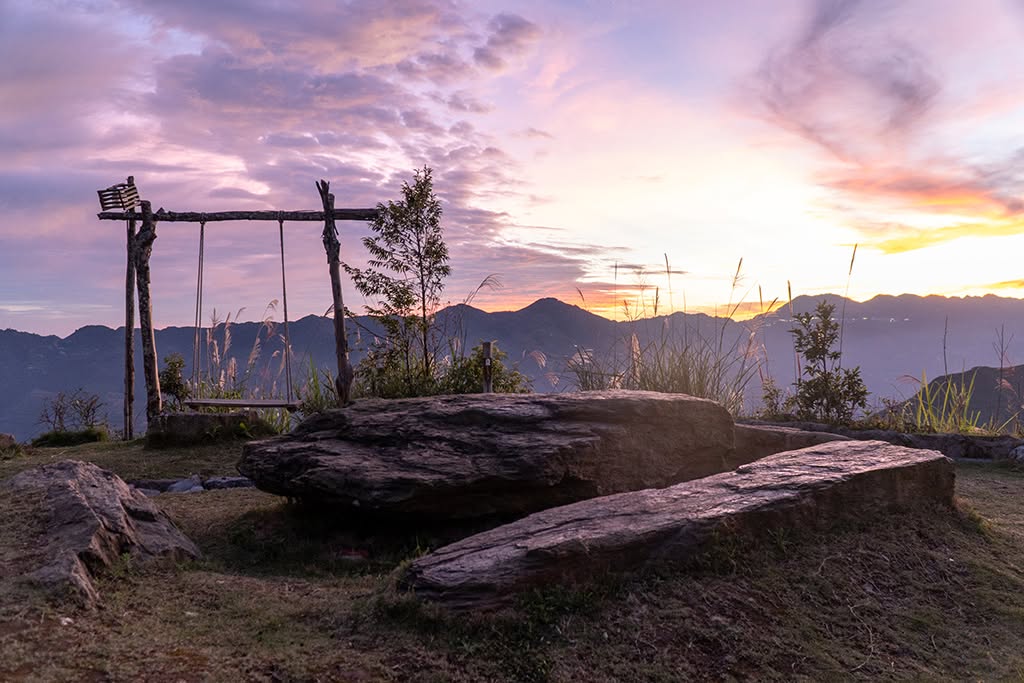 Cloud Valley Háng Đồng 12