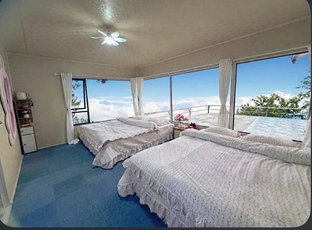 New Sun House 13