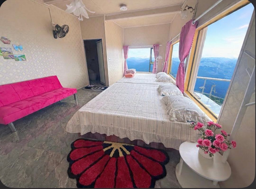 New Sun House 16