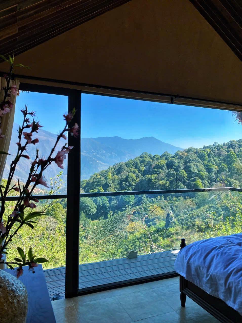 Nhà Bên suối Retreat - Tà Xùa