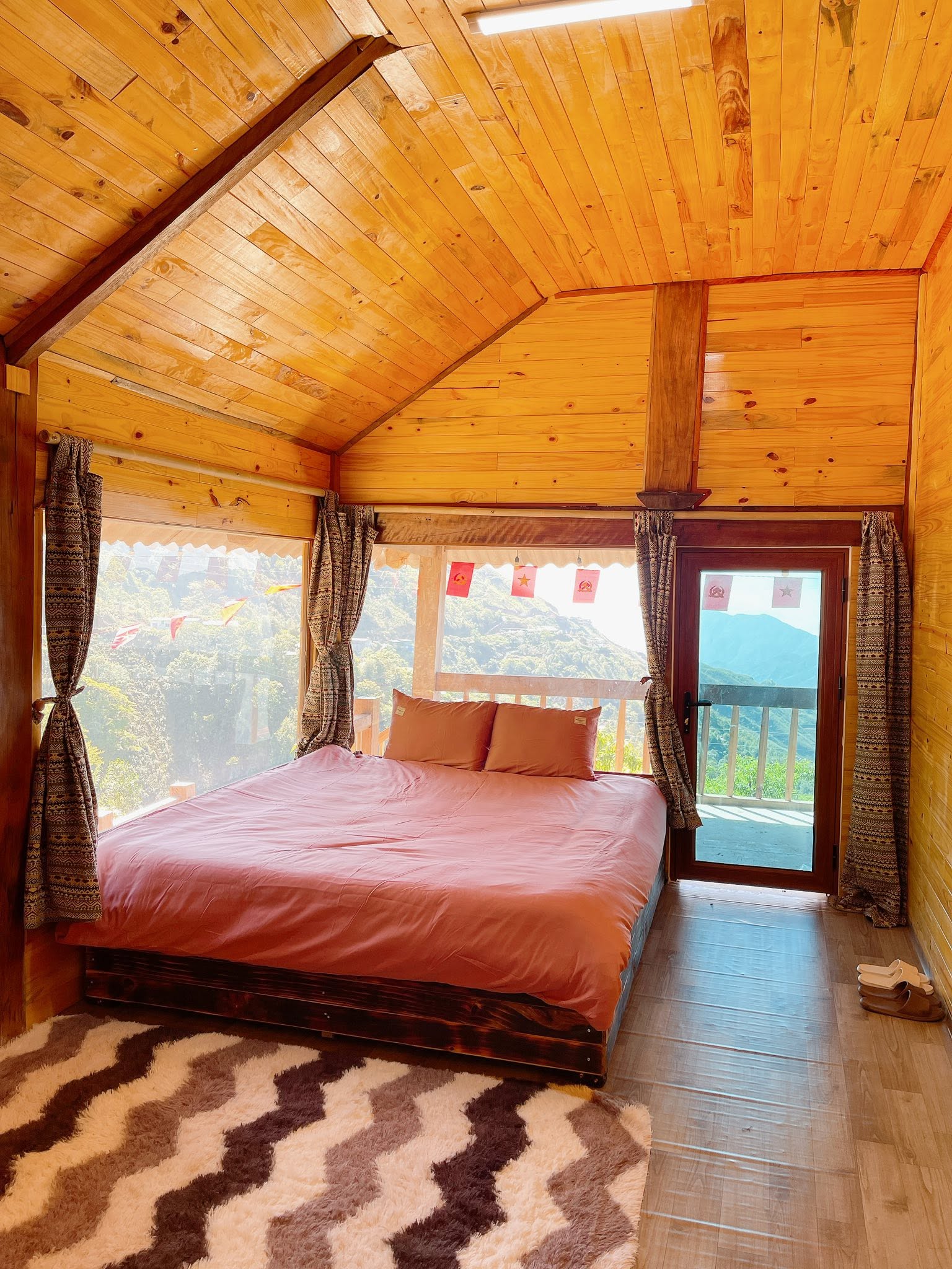 Vàng Pè Homestay - Sống lưng khủng long 3