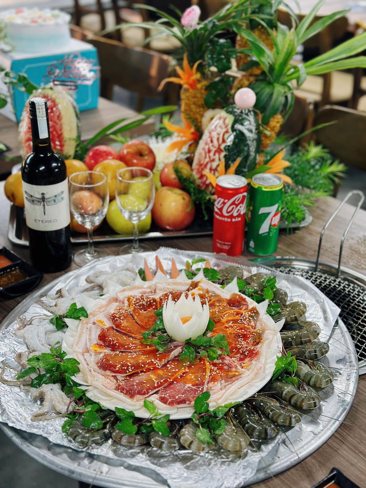 Vua Lẩu - Nướng Tà Xùa 3